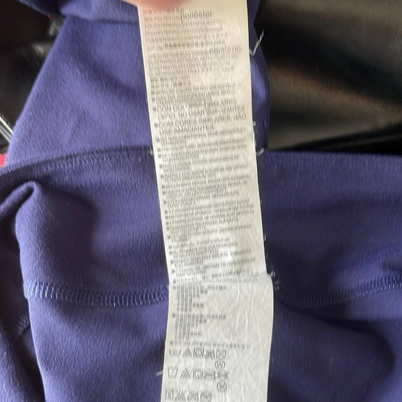 UNDER ARMOUR Fitted Cropped Leggings Navy Blue Low Rise Back Logo M - Picture 9 of 11